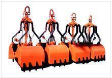 輸送設備配件專業(yè)生產(chǎn) 河南環(huán)球起重供應起重機與礦山抓斗，助力工業(yè)物料高效輸送